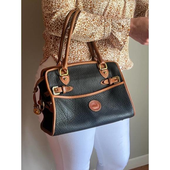 Vintage Dooney & Bourke Tan & Black Pebble Leather Bag/purse - Picture 4 of 17